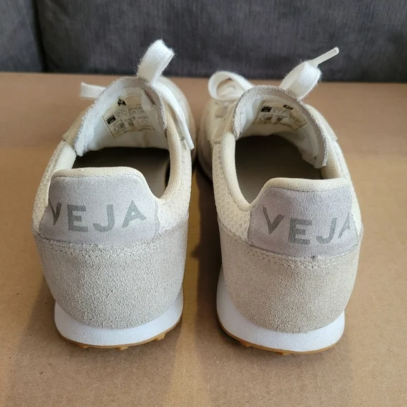 Veja Rio Branco Size 8 Sneakers - Picture 4 of 13